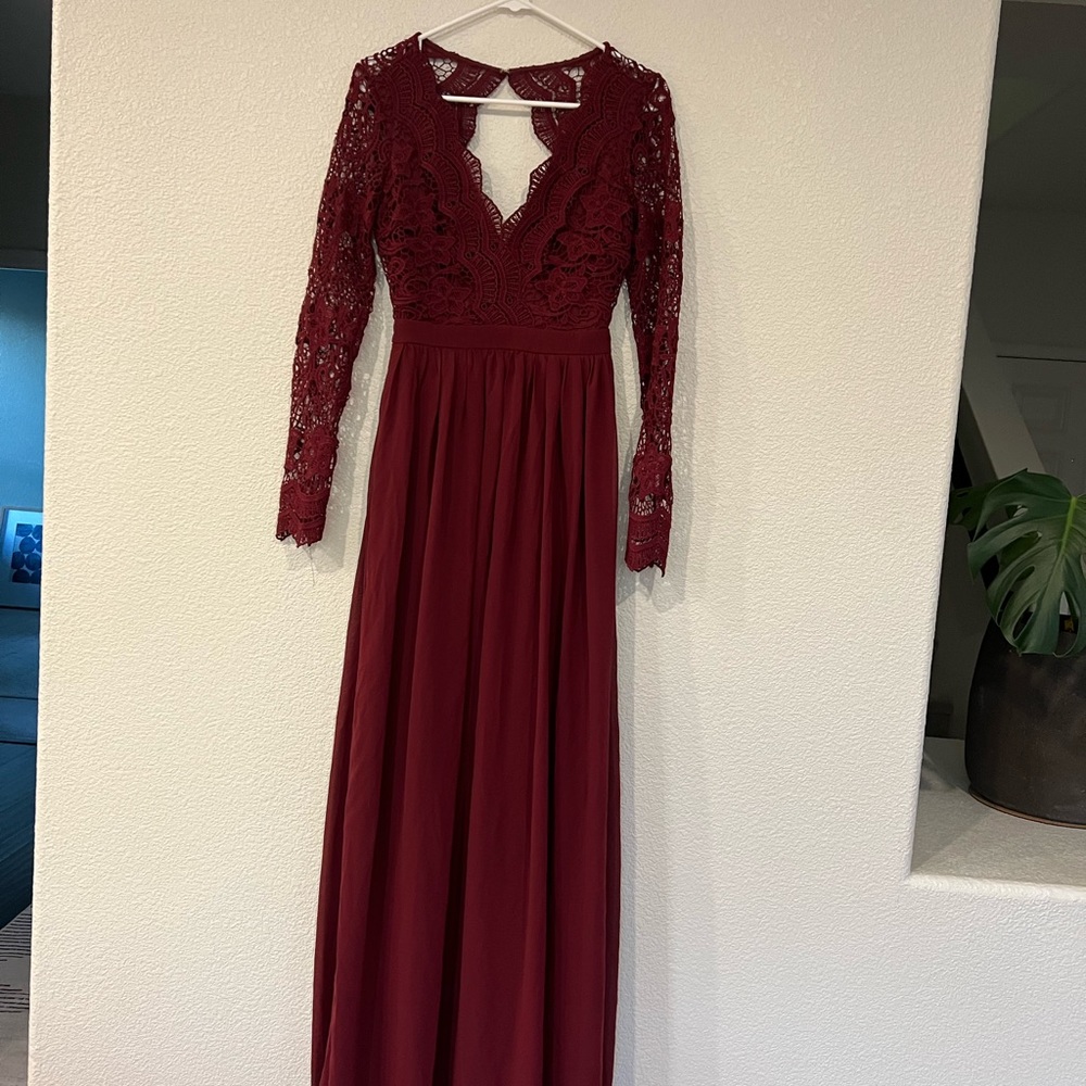 Lulus Long Dress New Burgundy size Small